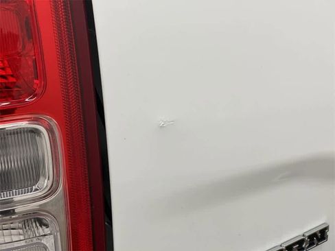 Used 2024 RAM 2500 Big Horn image 32