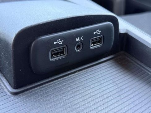 Used 2018 RAM 2500 Big Horn w/ Sport Appearance Group image 29