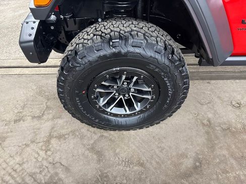 New 2026 Jeep Wrangler Unlimited Rubicon 392 image 30