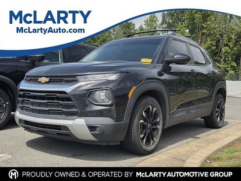 Used 2022 Chevrolet TrailBlazer LT w/ Convenience Package FWD image 1