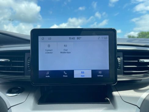 Certified 2023 Ford Explorer XLT AWD/4WD image 10
