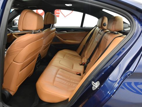 Used 2019 BMW M550i xDrive M550i xDrive AWD 4dr Sedan image 14