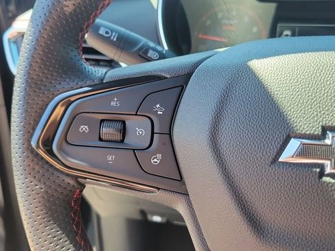 Used 2023 Chevrolet TrailBlazer RS FWD image 20