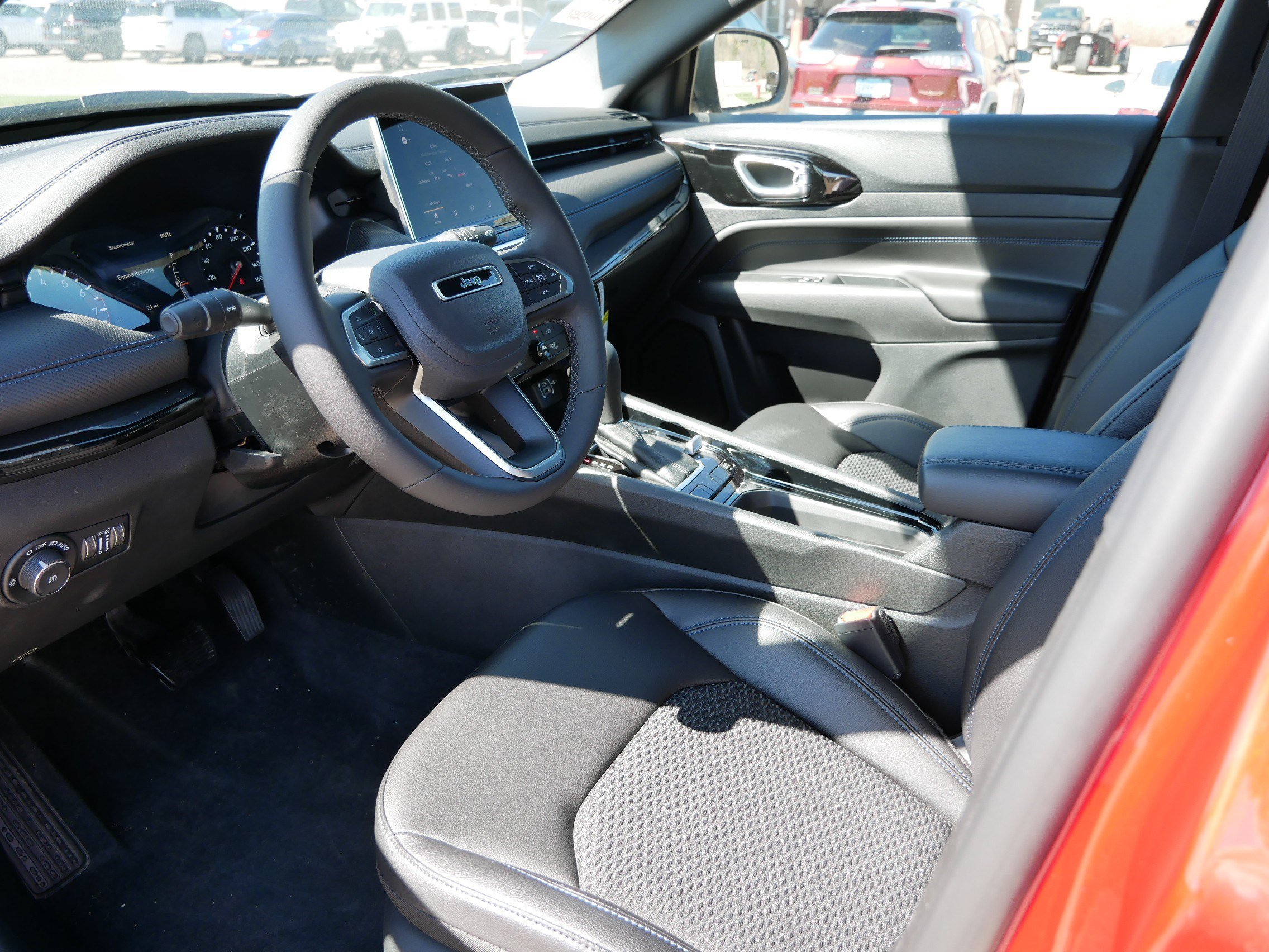 New 2026 Jeep Compass Latitude AWD/4WD image 7