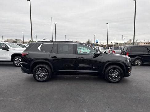 Used 2025 GMC Acadia Elevation AWD/4WD image 2