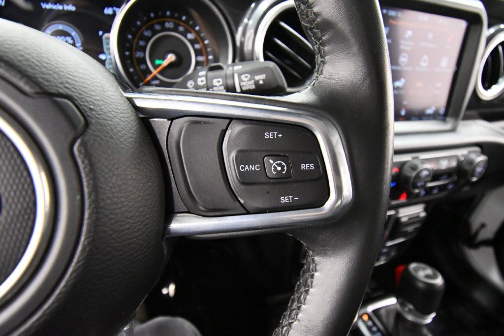 Used 2021 Jeep Wrangler Unlimited Sahara AWD/4WD image 21