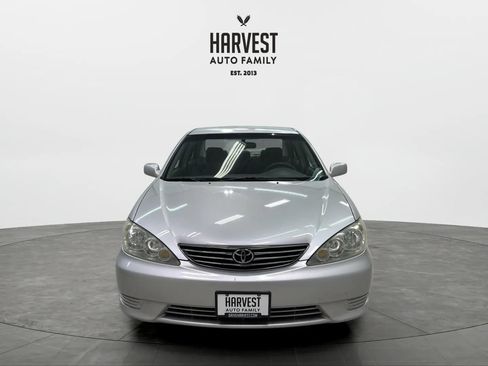 Used 2006 Toyota Camry FWD image 11