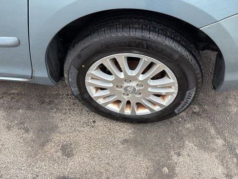 Used 2009 Toyota Sienna XLE image 42