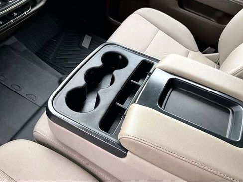 Used 2018 Chevrolet Silverado 1500 LT w/ All Star Edition image 14