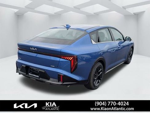 New 2026 Kia K4 GT-Line Turbo FWD image 3
