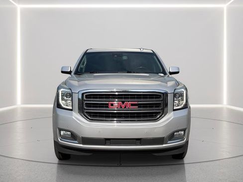 Used 2017 GMC Yukon XL SLT AWD/4WD image 8