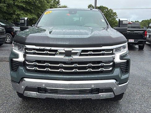 Used 2025 Chevrolet Silverado 1500 LTZ w/ LTZ Premium Package AWD/4WD image 2