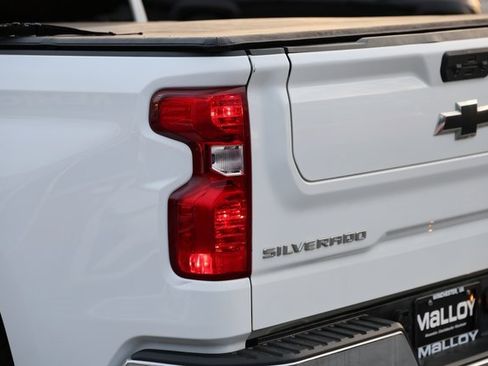 Used 2022 Chevrolet Silverado 1500 LT w/ Protection Package image 7