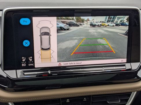 New 2026 Volkswagen Atlas Cross Sport SE image 22