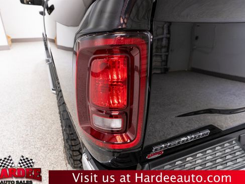 Used 2025 RAM 2500 Big Horn AWD/4WD image 9