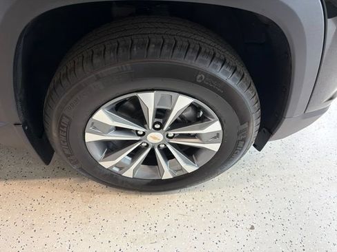 New 2026 Chevrolet Equinox LT AWD/4WD image 12