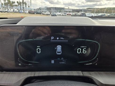 Used 2023 Kia Telluride EX w/ EX Captain's Chair Package image 24