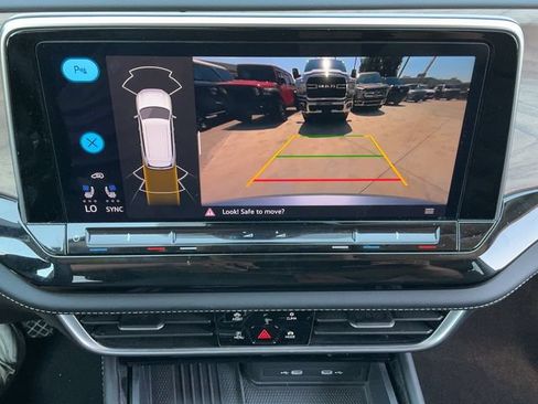 Used 2026 Volkswagen Atlas SE FWD image 22