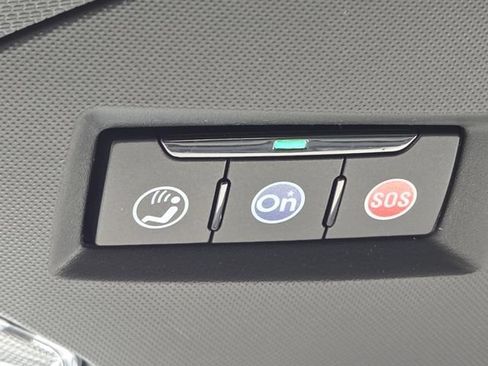 Used 2025 GMC Hummer EV 3X AWD/4WD image 38
