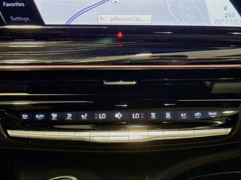 Used 2023 Cadillac Escalade Sport w/ LPO, ONYX Package AWD/4WD image 15