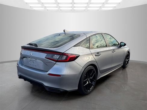 Used 2024 Honda Civic Sport image 7