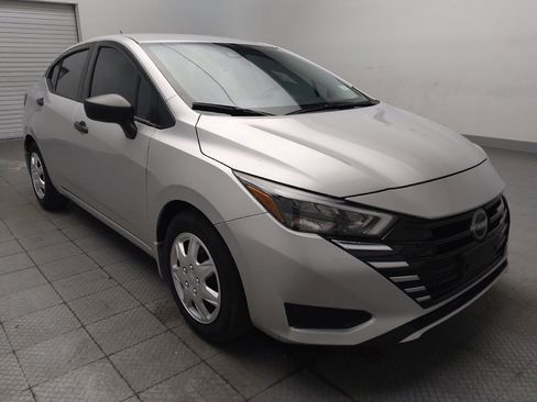 Used 2025 Nissan Versa S w/ Trunk Package FWD image 13