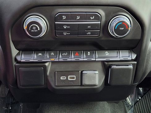 Used 2024 Chevrolet Silverado 1500 Custom Trail Boss image 20
