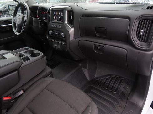 Certified 2024 Chevrolet Silverado 1500 W/T w/ WT Fleet Convenience Package image 30