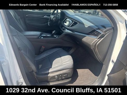 Used 2019 Buick Enclave Essence AWD/4WD image 10