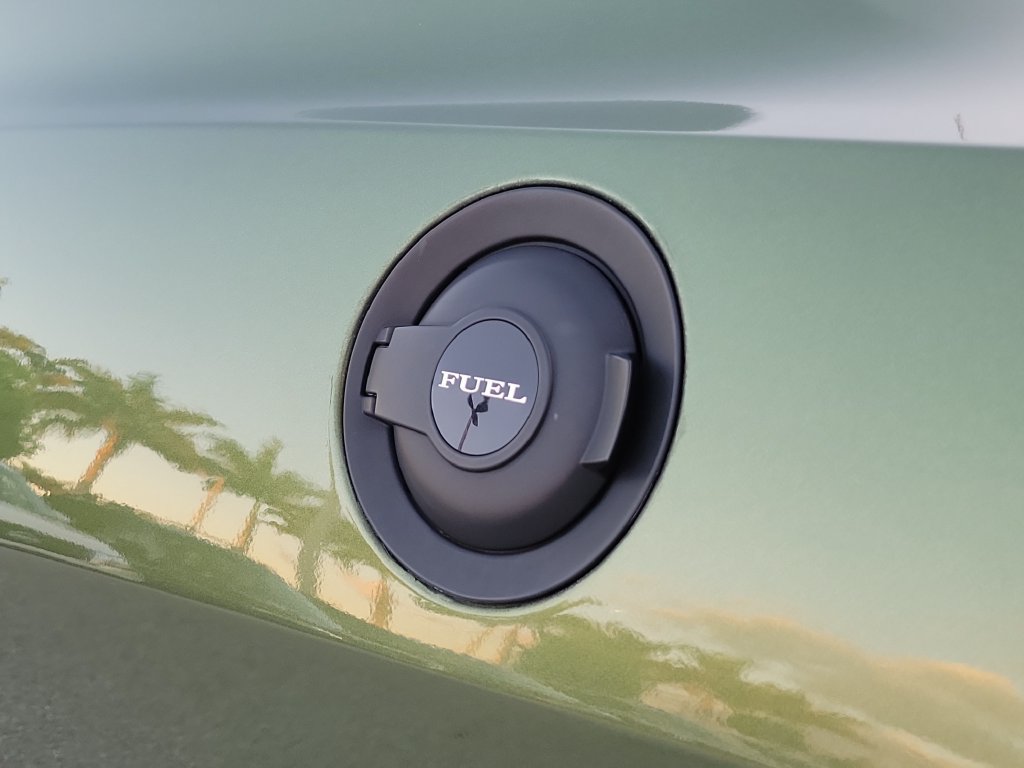 Used 2022 Dodge Challenger SRT Hellcat RWD image 9