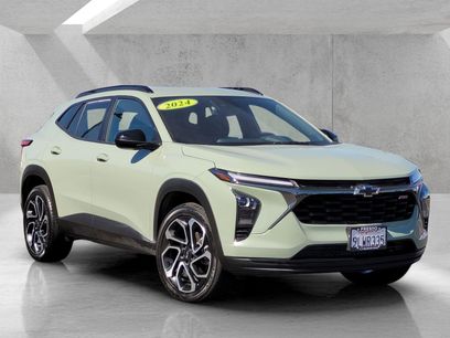 Used 2024 Chevrolet Trax RS