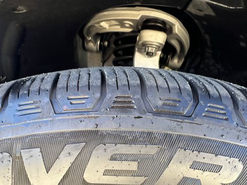 Certified 2026 Mercedes-Benz GLE 450 4MATIC image 12