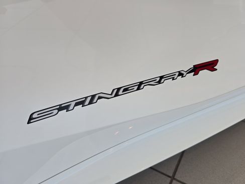 New 2026 Chevrolet Corvette Stingray Premium Conv w/ Z51 Performance Package RWD image 24