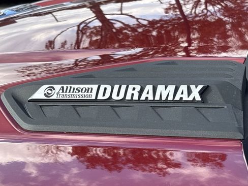 Used 2025 Chevrolet Silverado 2500 LTZ w/ LTZ Premium Package image 11