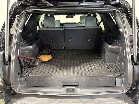 Used 2025 Toyota 4Runner Trailhunter AWD/4WD image 18
