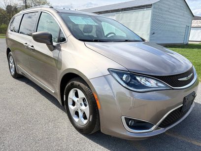 Used 2017 Chrysler Pacifica Touring-L Plus