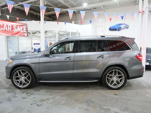 Used 2017 Mercedes-Benz GLS 450 4MATIC w/ Premium Package image 6