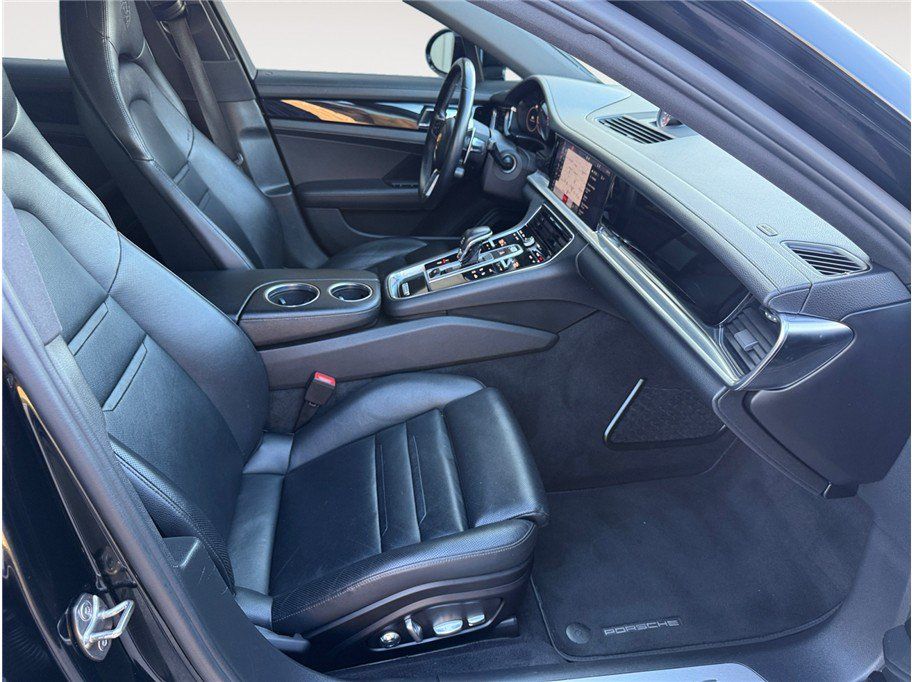 Used 2018 Porsche Panamera 4S AWD/4WD image 15