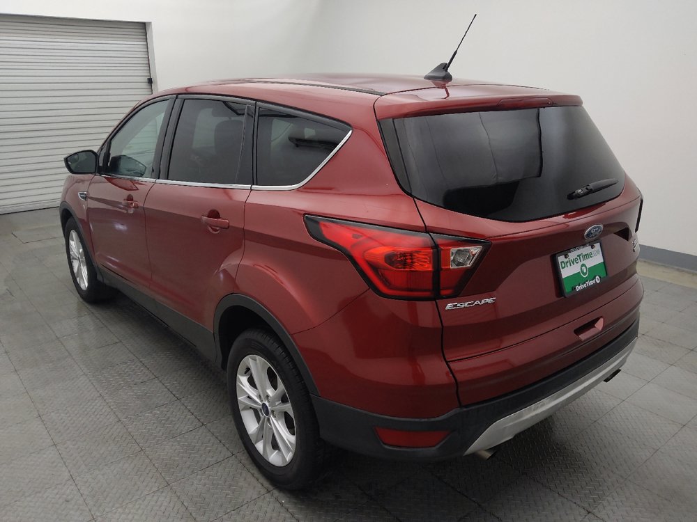 Used 2019 Ford Escape SE FWD image 5