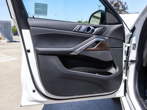 Used 2023 BMW X6 xDrive40i w/ M Sport Package AWD/4WD image 23