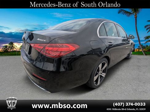 Used 2025 Mercedes-Benz C 300 4MATIC Sedan image 17