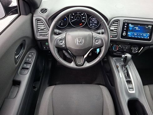 Certified 2022 Honda HR-V Sport image 11