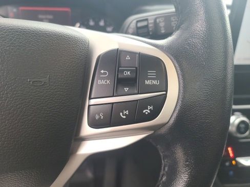 Used 2022 Ford Explorer Limited w/ Equipment Group 301A image 21