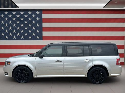 Used 2019 Ford Flex SEL w/ Equipment Group 202A AWD/4WD image 3