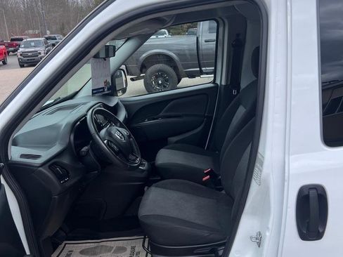 Used 2019 RAM ProMaster City Tradesman SLT FWD image 8