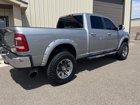 Used 2021 RAM 2500 Laramie AWD/4WD image 3