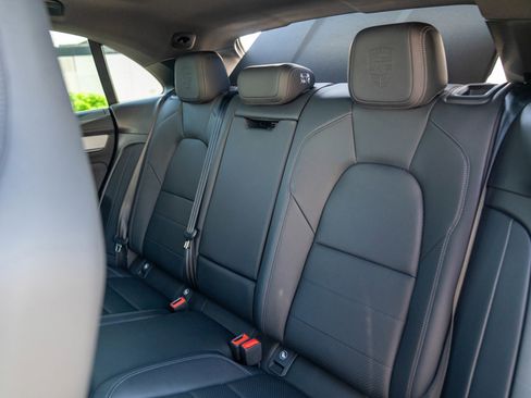 Certified 2025 Porsche Macan 4 Electric AWD/4WD image 24