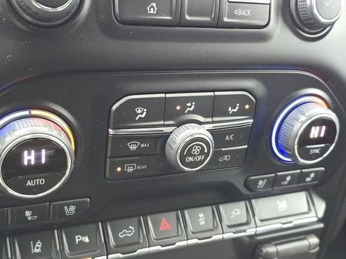 Used 2022 Chevrolet Silverado 2500 LTZ w/ LTZ Convenience Package image 20