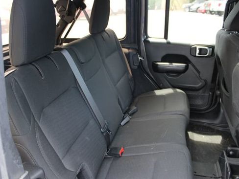 Used 2019 Jeep Wrangler Unlimited Sport S AWD/4WD image 7