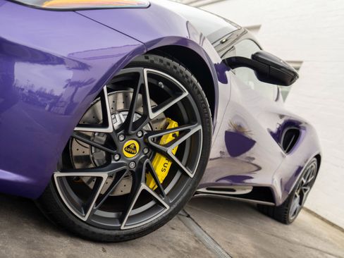 New 2026 Lotus Emira SE image 4